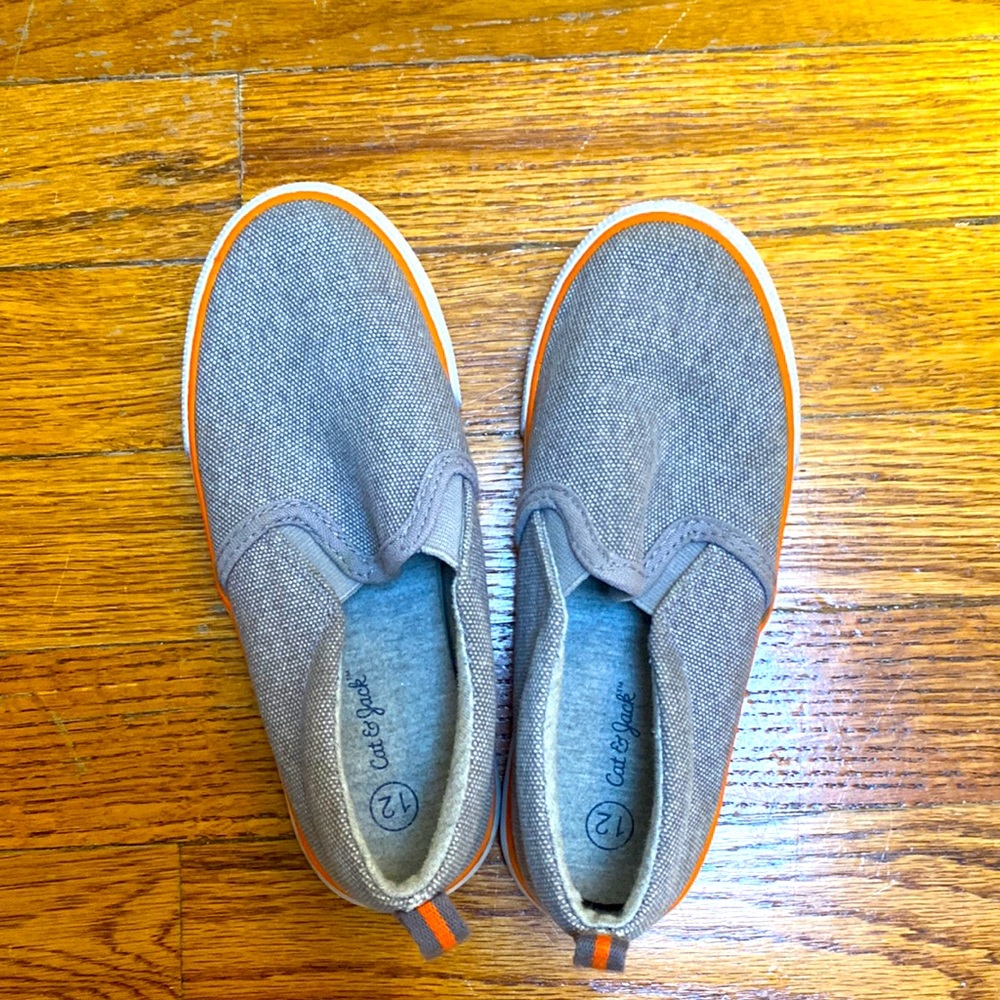 Very good used condition slip on shoes size 12